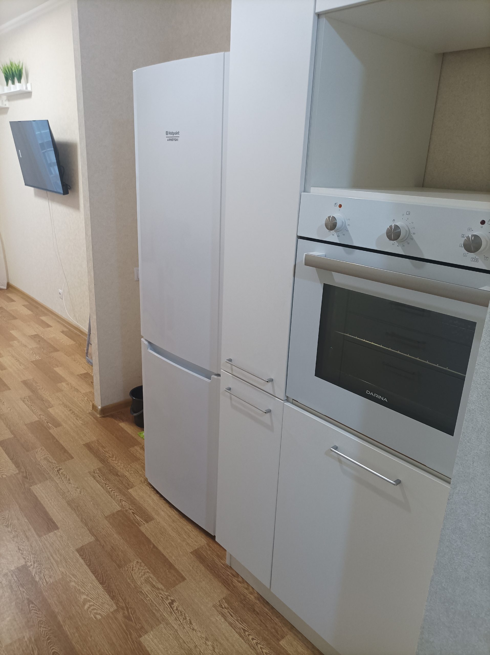 Квартира-студия с видом на парк 27 кв. м. 13/16 этаж (Тюльпан)
